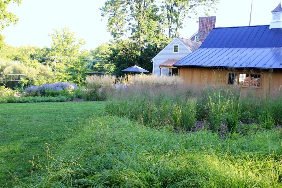 Colonial Farmhouse Garden, Royersford by Donald Pell - Gardens - Photo 12