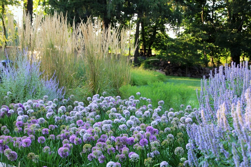 Colonial Farmhouse Garden, Royersford by Donald Pell - Gardens - Photo 14