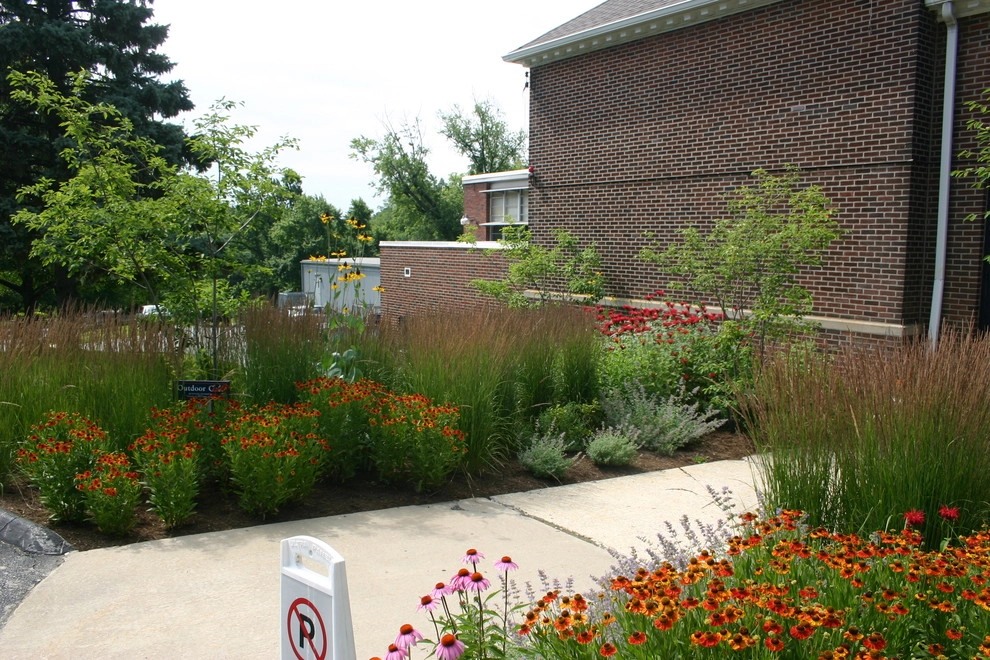 Woodlynde School by Donald Pell - Gardens - Photo 8