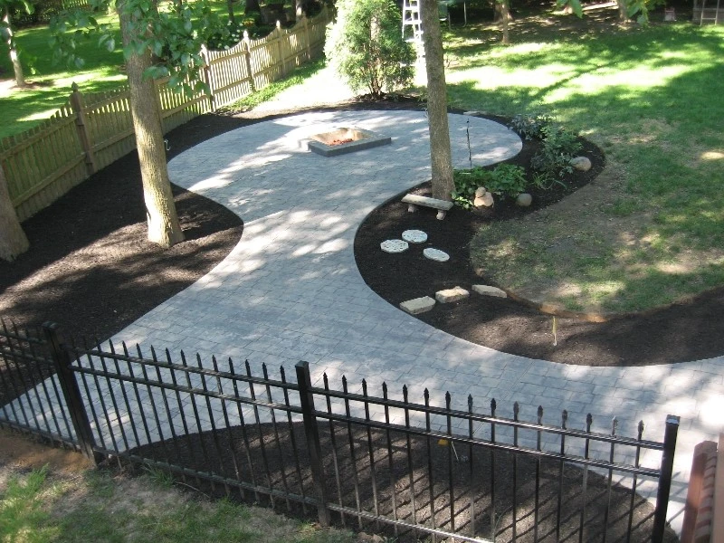 Greenscapes, LLC - Photo 3
