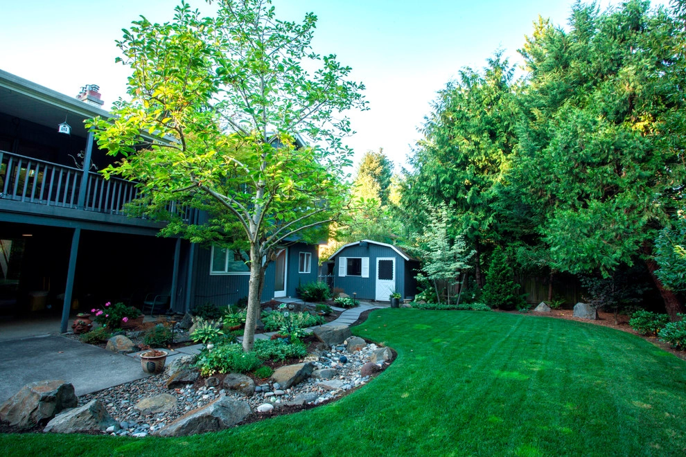 SW Portland Garden by Drake's 7 Dees Landscaping & Garden Center - Photo 3
