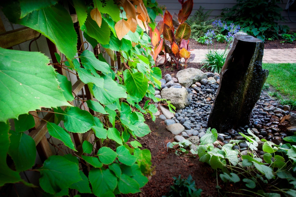 Vancouver Backyard Retreat by Drake's 7 Dees Landscaping & Garden Center - Photo 11