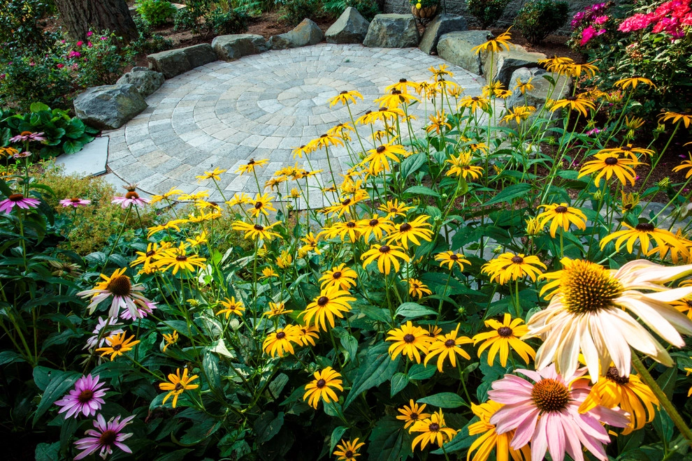 Forest Heights Flower Garden by Drake's 7 Dees Landscaping & Garden Center - Photo 12