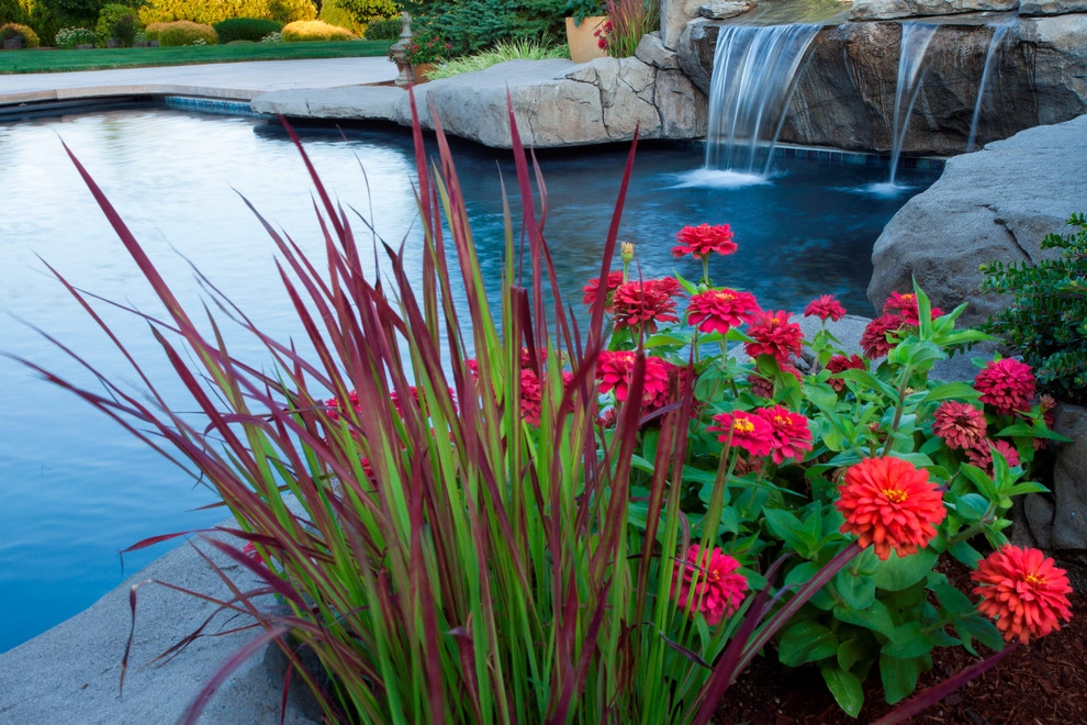 West Linn Residence by Drake's 7 Dees Landscaping & Garden Center - Photo 12