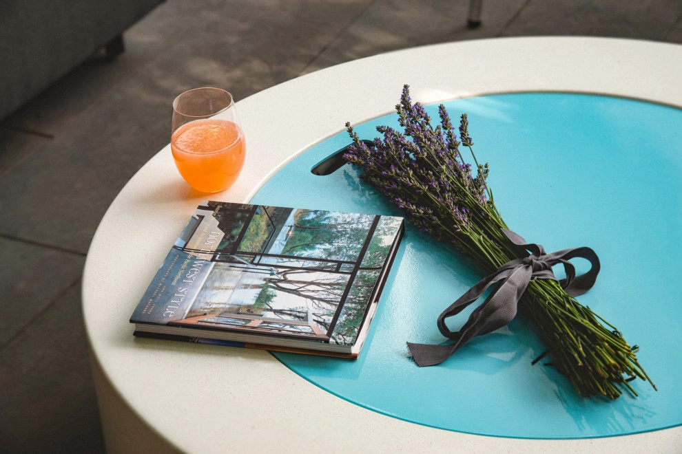 Build Winner - Oregon Home Magazine by Drake's 7 Dees Landscaping & Garden Center - Photo 4