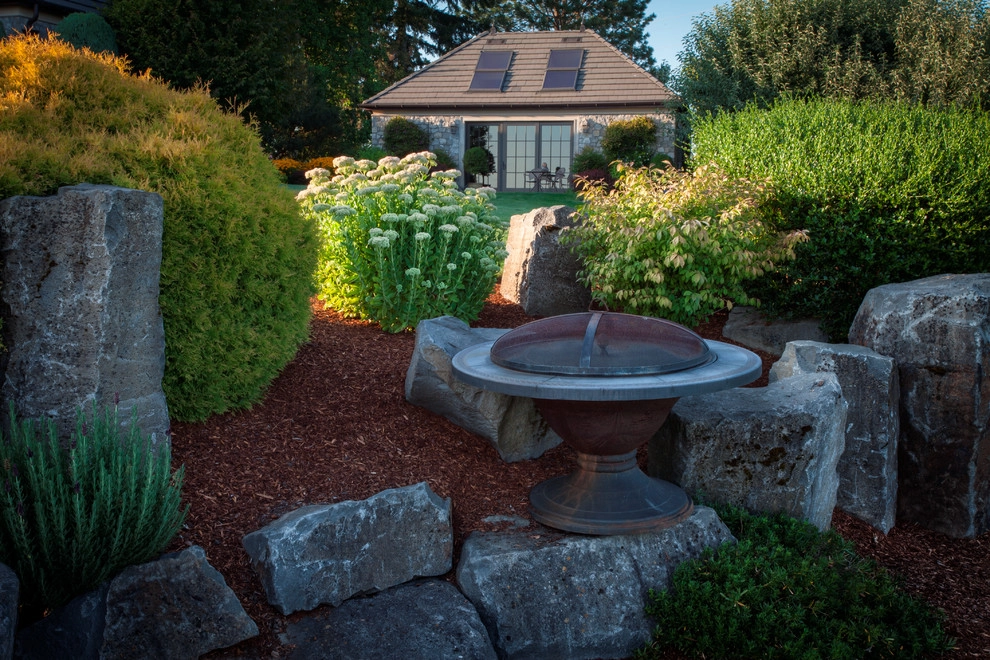 West Linn Residence by Drake's 7 Dees Landscaping & Garden Center - Photo 15