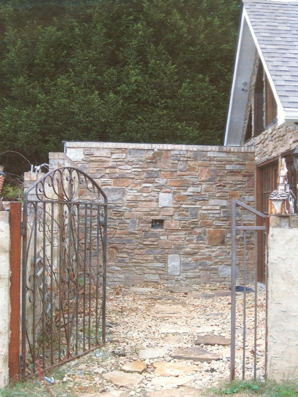 More Designs by Dream Gardens Landscape Design & Installation - Photo 2