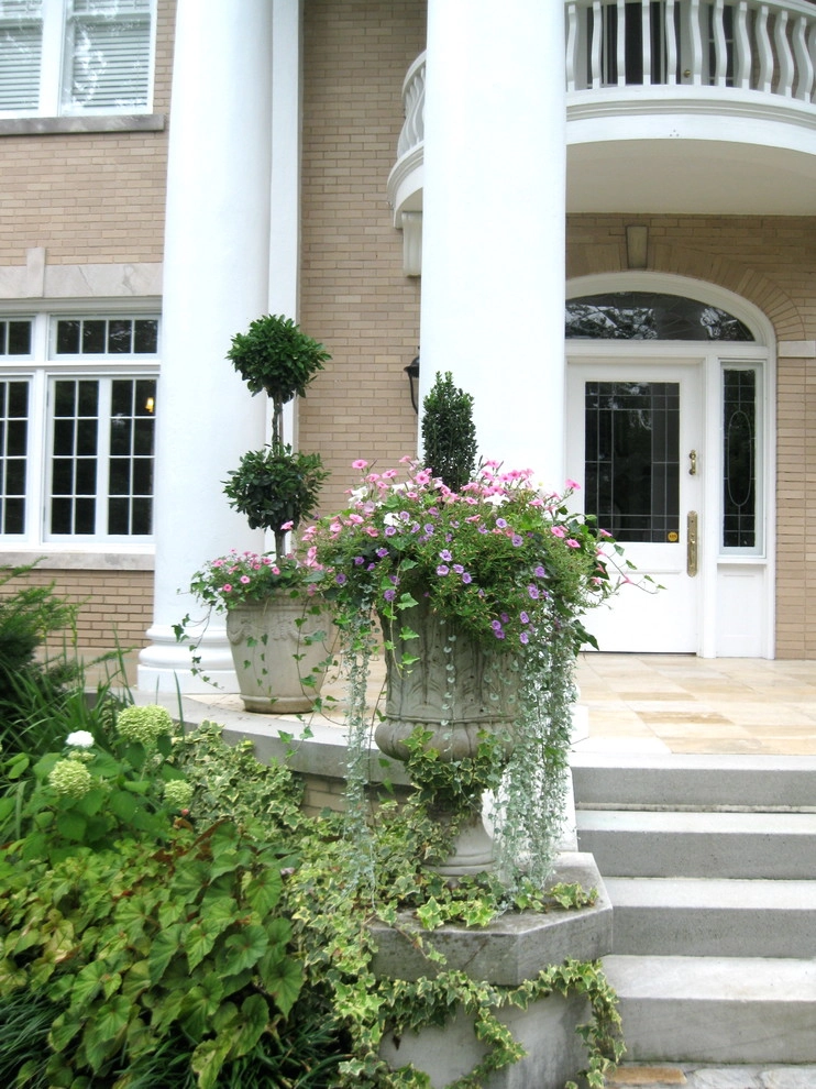 Missionary Ridge Historic Estate by Dream Gardens Landscape Design & Installation - Photo 15