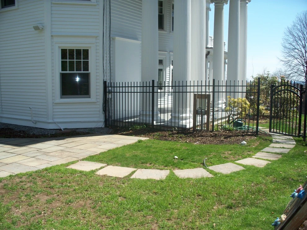 Upper Mountain by Innovative Garden Design - Photo 12