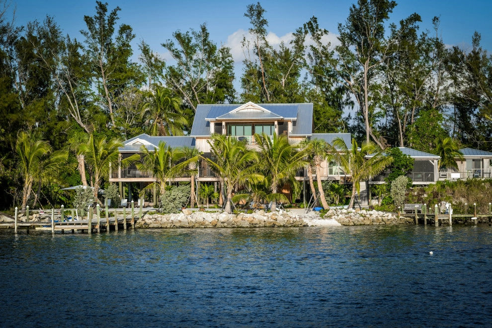 Fish Camp - Family Retreat by DWY Landscape Architects - Photo 11