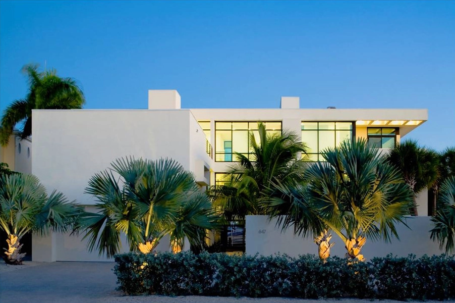 CH Modern Residence by DWY Landscape Architects - Photo 7
