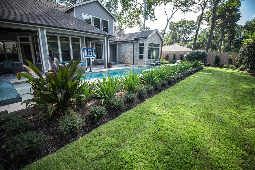Hillshire Village Backyard Paradise by E.L.I. Land Design, LLC - Photo 3