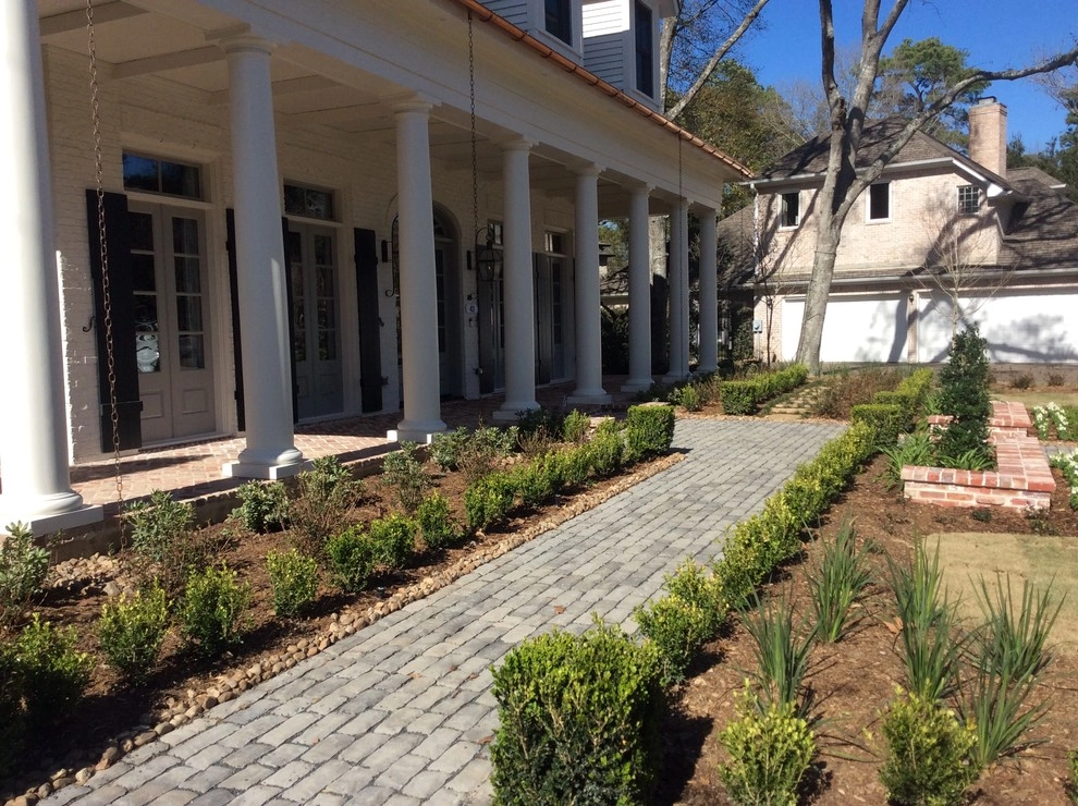 Memorial Dr. Landscape by E.L.I. Land Design, LLC - Photo 2
