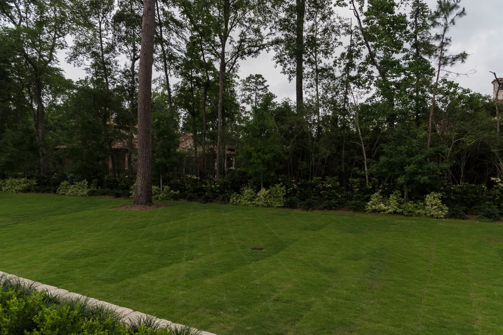 The Woodlands Complete Renovation by E.L.I. Land Design, LLC - Photo 17