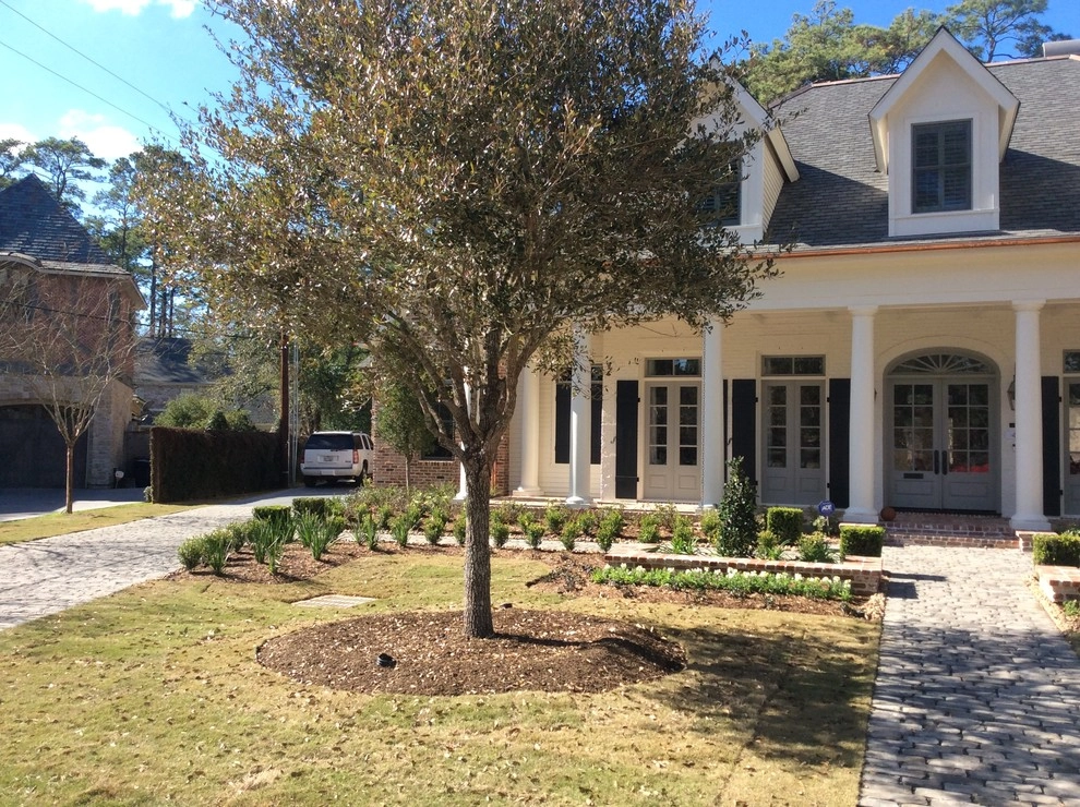 Memorial Dr. Landscape by E.L.I. Land Design, LLC - Photo 4
