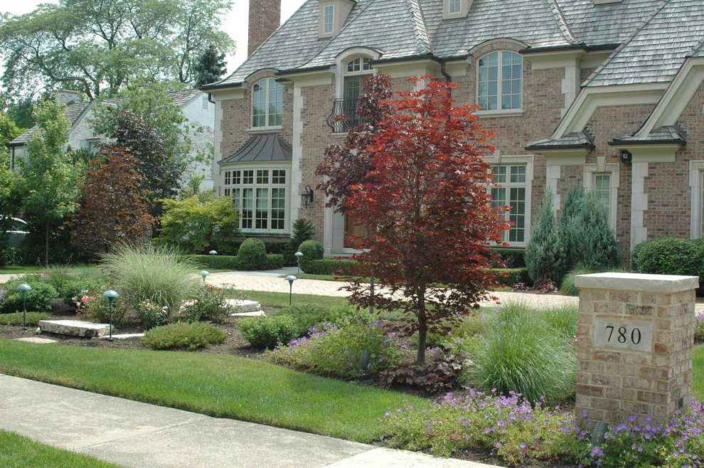 Glencoe Front yard and driveway circle - complete makeover by Green City Gardens - Photo 2