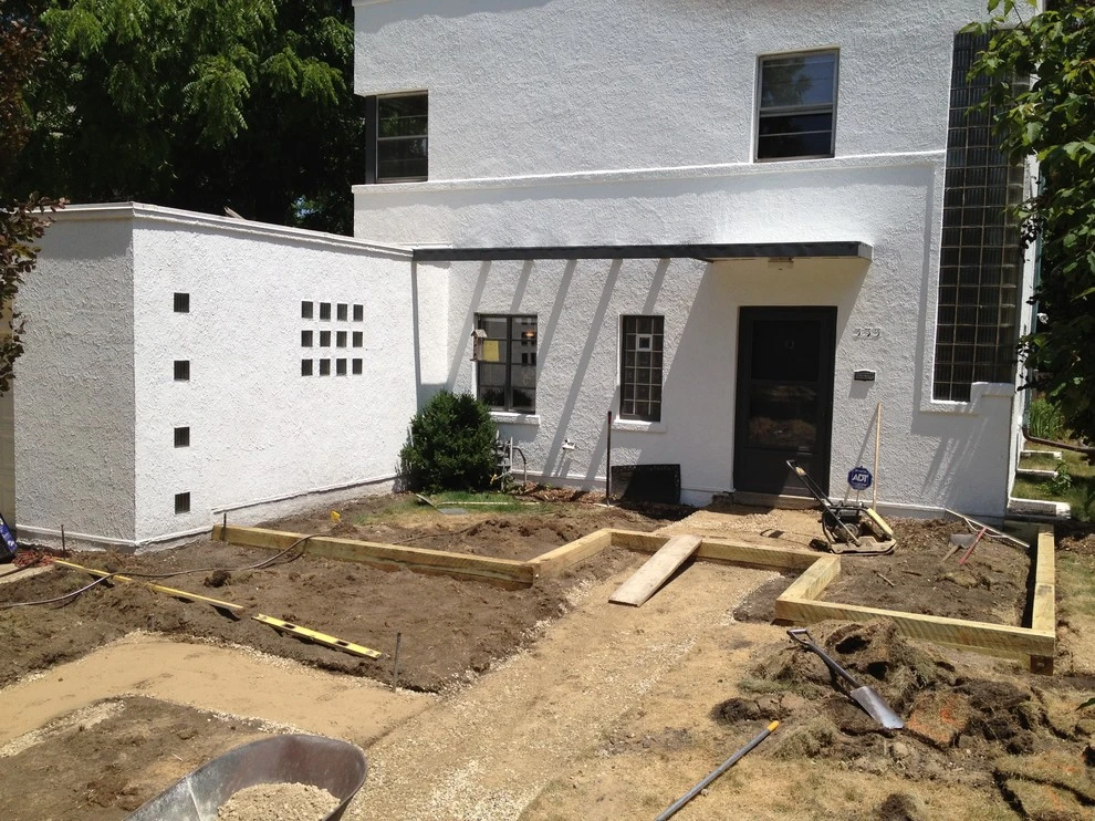 Evanston - modern landscape for a modern home. by Green City Gardens - Photo 3