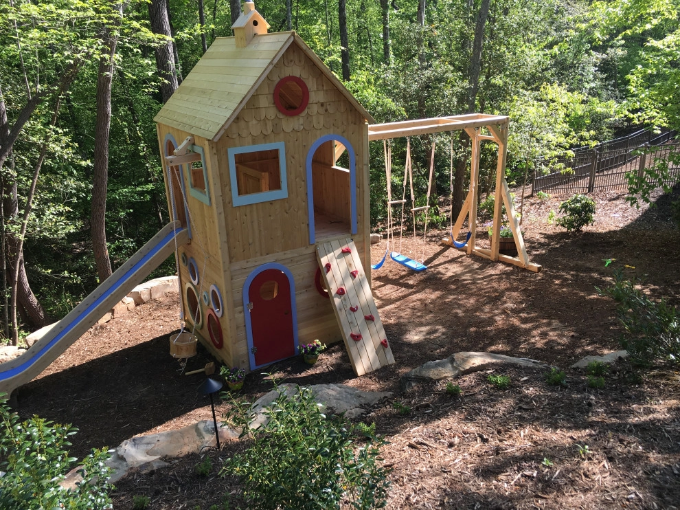 Custom Woodwork in Design by Earth Design, Inc. - Photo 5