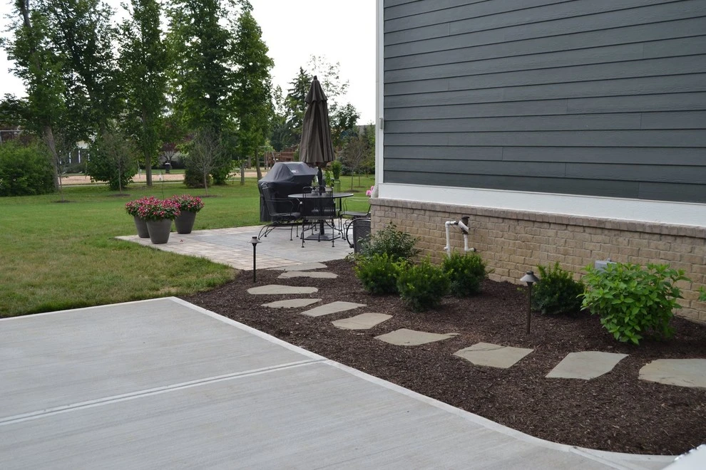 Landsmith Landscape Design, Construction & Mainten - Photo 5