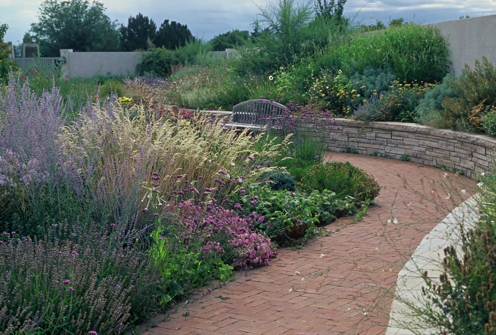 Denver Botanic Gardens WaterSmart Garden by Lauren Springer - Photo 3