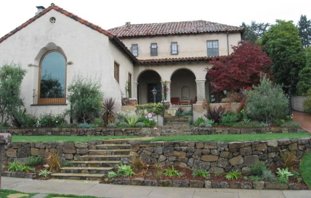 Courtyard Entry Garden by Lazar Landscape Design And Construction - Photo 18
