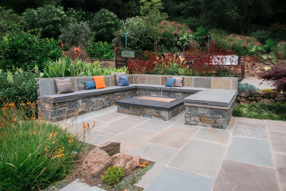 Jordan Residence by Lazar Landscape Design And Construction - Photo 2