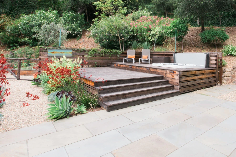 Jordan Residence by Lazar Landscape Design And Construction - Photo 6