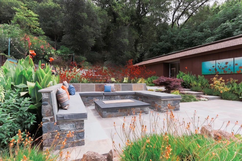 Jordan Residence by Lazar Landscape Design And Construction - Photo 5