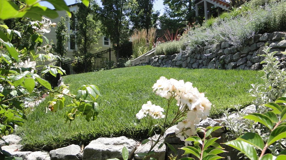 Sea Pines Residence by Lazar Landscape Design And Construction - Photo 13