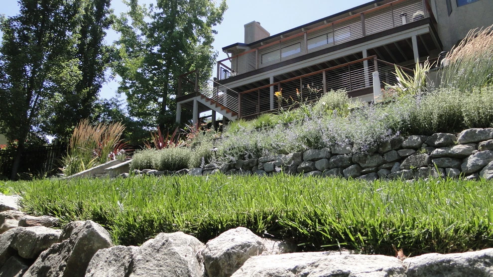 Sea Pines Residence by Lazar Landscape Design And Construction - Photo 14