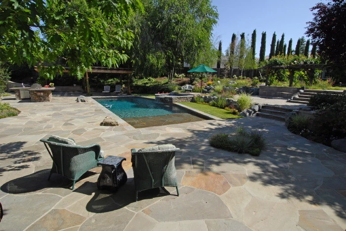 Pool garden by Lazar Landscape Design And Construction - Photo 3