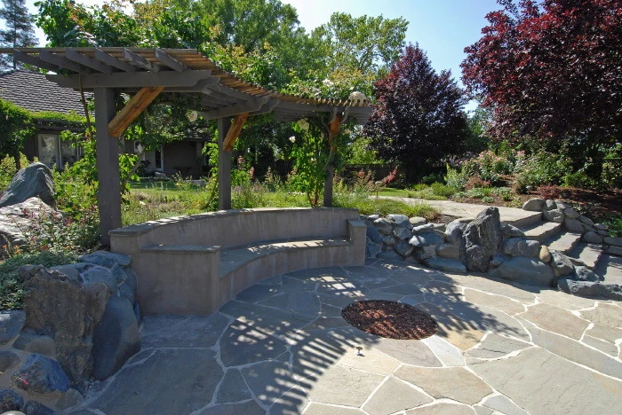 Pool garden by Lazar Landscape Design And Construction - Photo 2