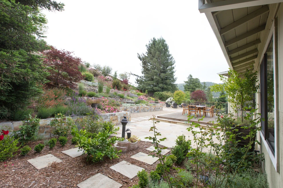 Eileen Residence by Lazar Landscape Design And Construction - Photo 22