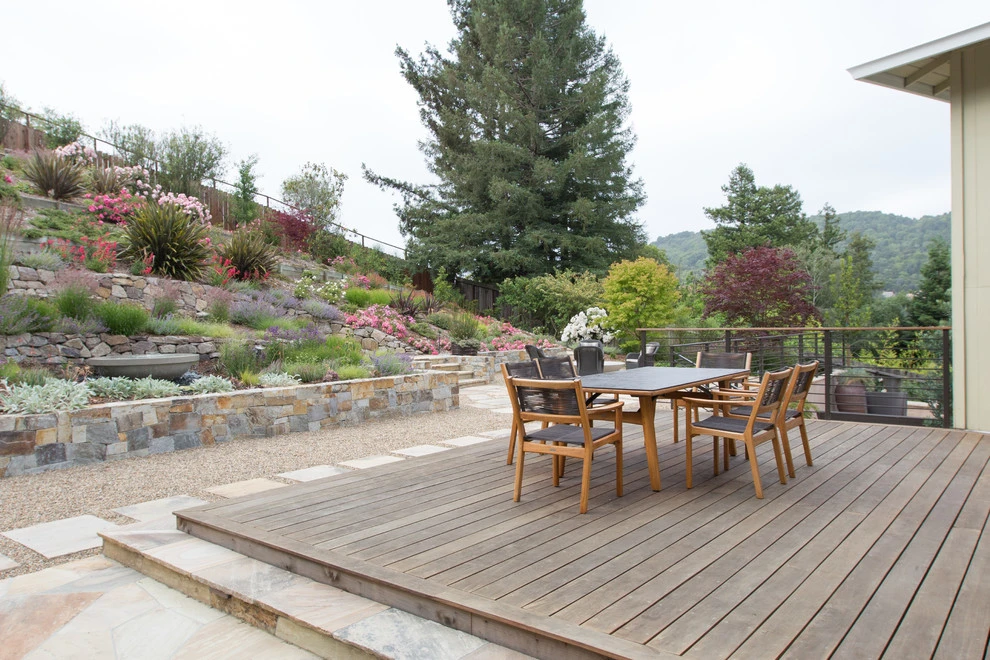 Eileen Residence by Lazar Landscape Design And Construction - Photo 19