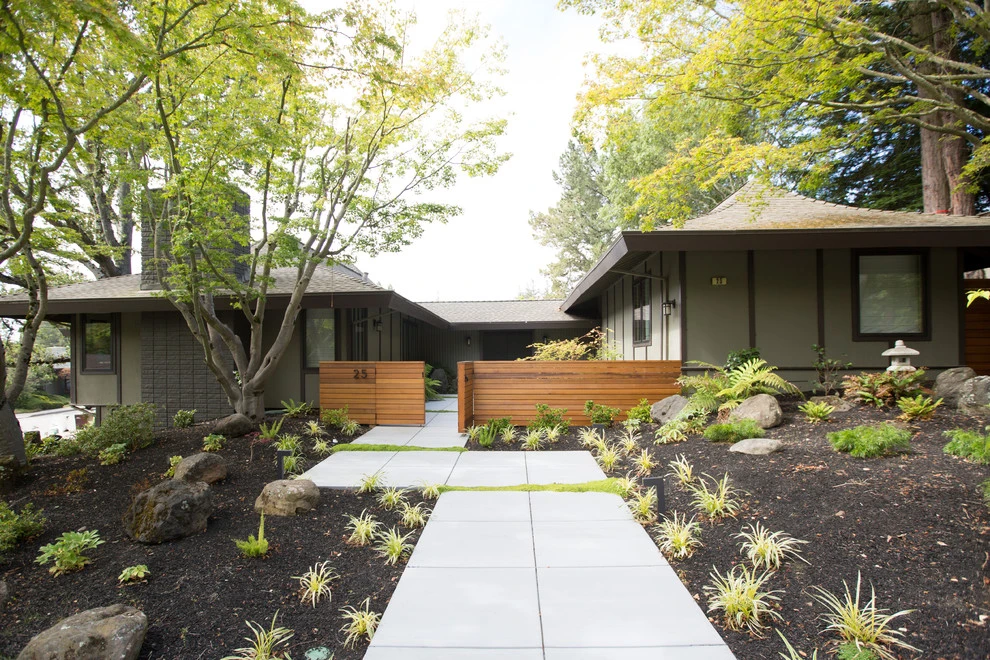 Shawnee Residence by Lazar Landscape Design And Construction - Photo 11