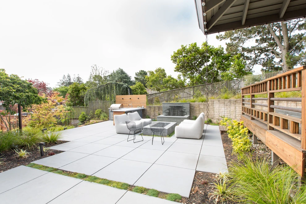 Shawnee Residence by Lazar Landscape Design And Construction - Photo 2