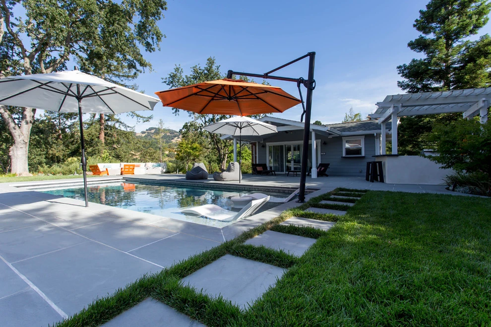 Mcgraw Residence by Lazar Landscape Design And Construction - Photo 10