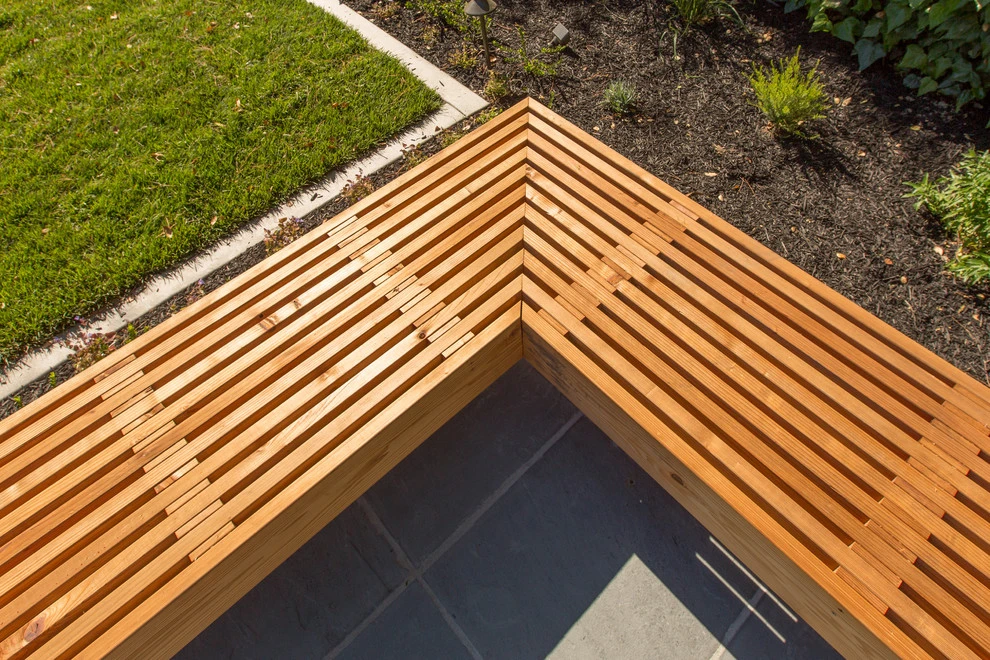 Tahos Residence by Lazar Landscape Design And Construction - Photo 3