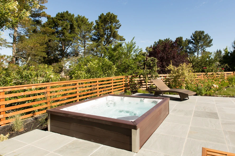 Tahos Residence by Lazar Landscape Design And Construction - Photo 5
