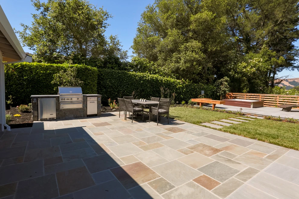 Tahos Residence by Lazar Landscape Design And Construction - Photo 7
