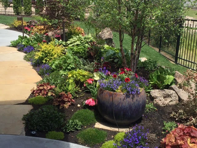 Eagle, New Landscape Design by Lush Custom Gardening Company - Photo 4