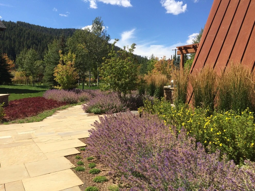 Big Wood River Residence by Lyon Landscape Architects - Sun Valley - Photo 17
