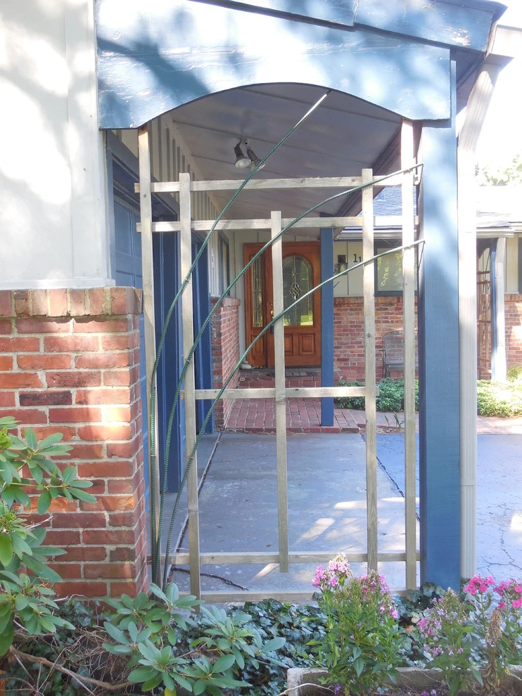 screens and gates by Mark Foster Design Build - Photo 2