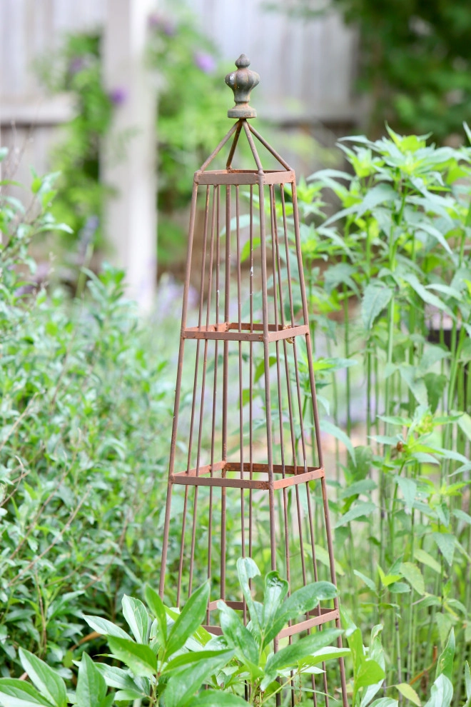 Deer resistant backyard by Earth Essence Designs - Photo 7