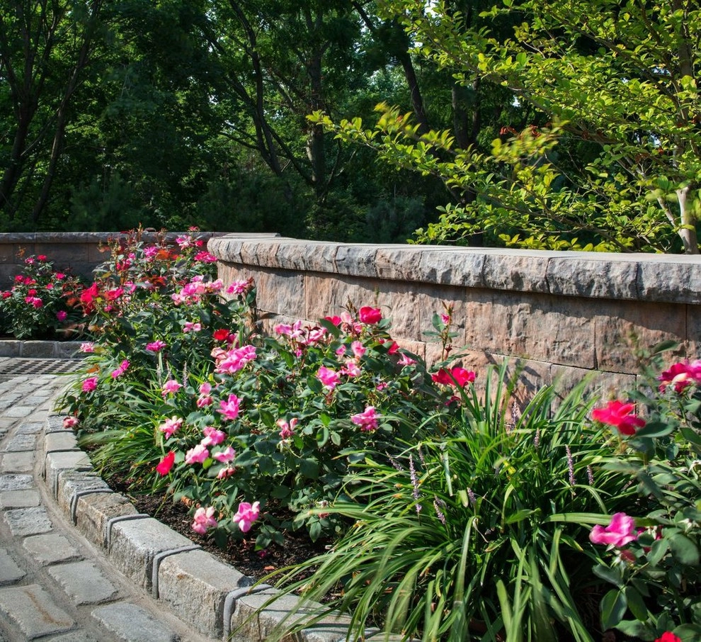 Mendham, New Jersey Backyard Retreat with Pizza Oven. by Earth, Turf & Blooms - Photo 4
