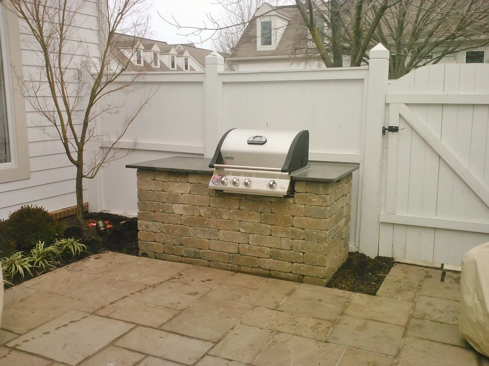 Backyard Landscaping by LA Landscapes - Photo 8