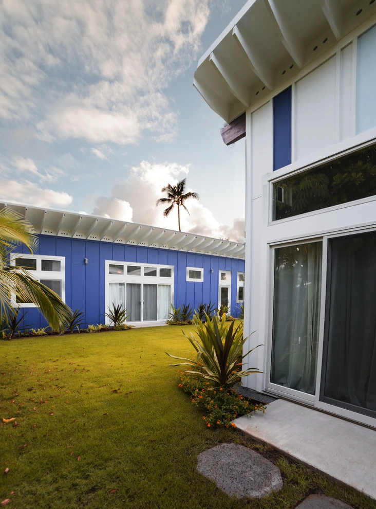 Eco Minded Midcentury Modern Renovation by Lanaiscapes - Photo 3