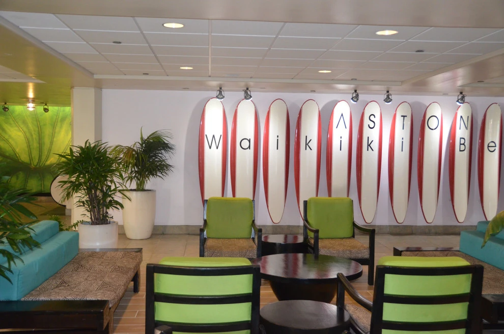 Waikiki Beach Hotel by Lanaiscapes - Photo 24