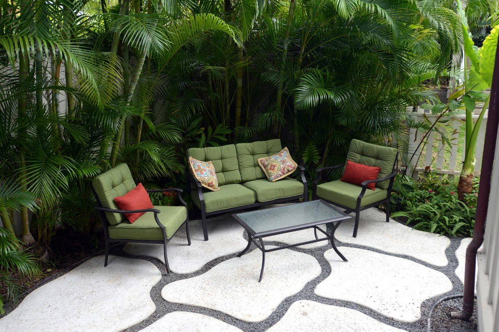 Outdoor Seating by Lanaiscapes - Photo 5
