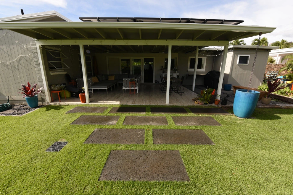 Outdoor Space with Square Pavers by Lanaiscapes - Photo 13